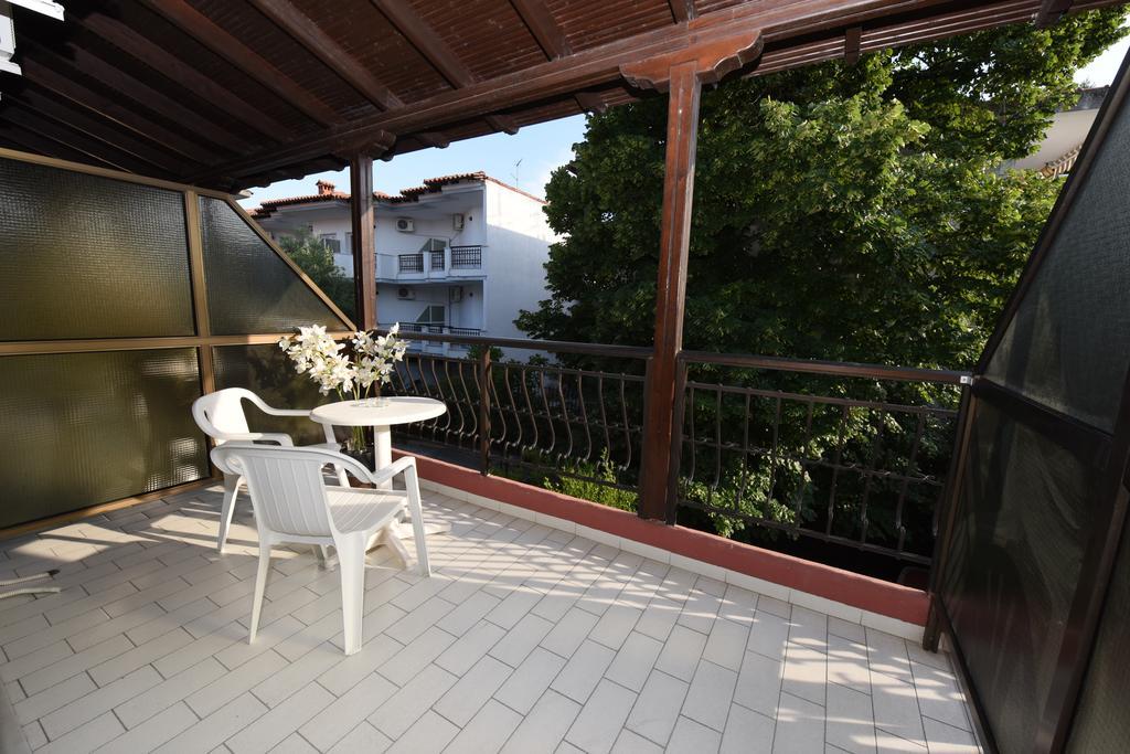 Pelli Hotel Pefkochori Exterior foto