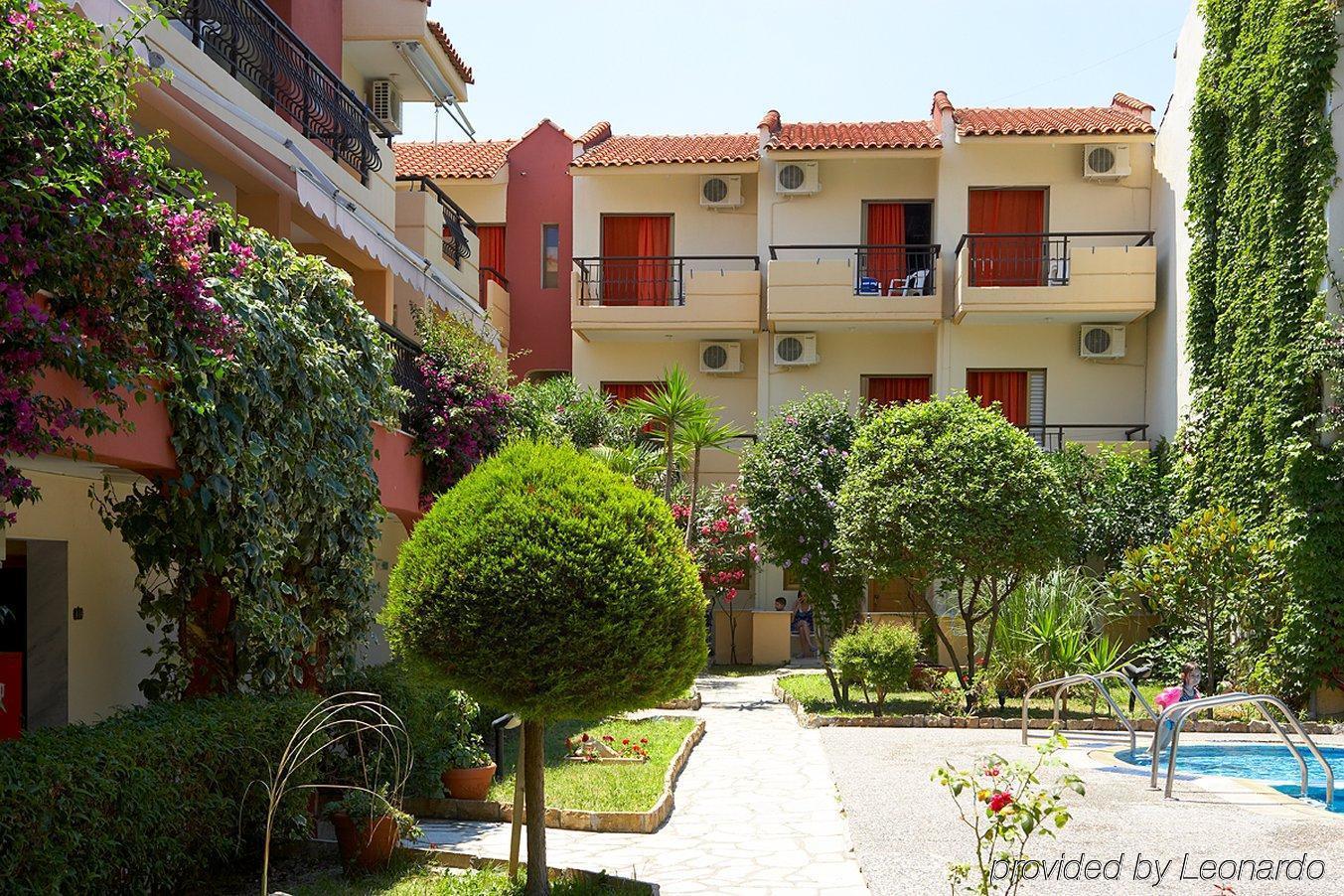 Pelli Hotel Pefkochori Exterior foto